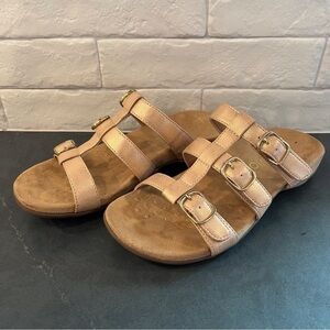 Vionic sz 6 Misa champagne vegan leather strapoy sandals